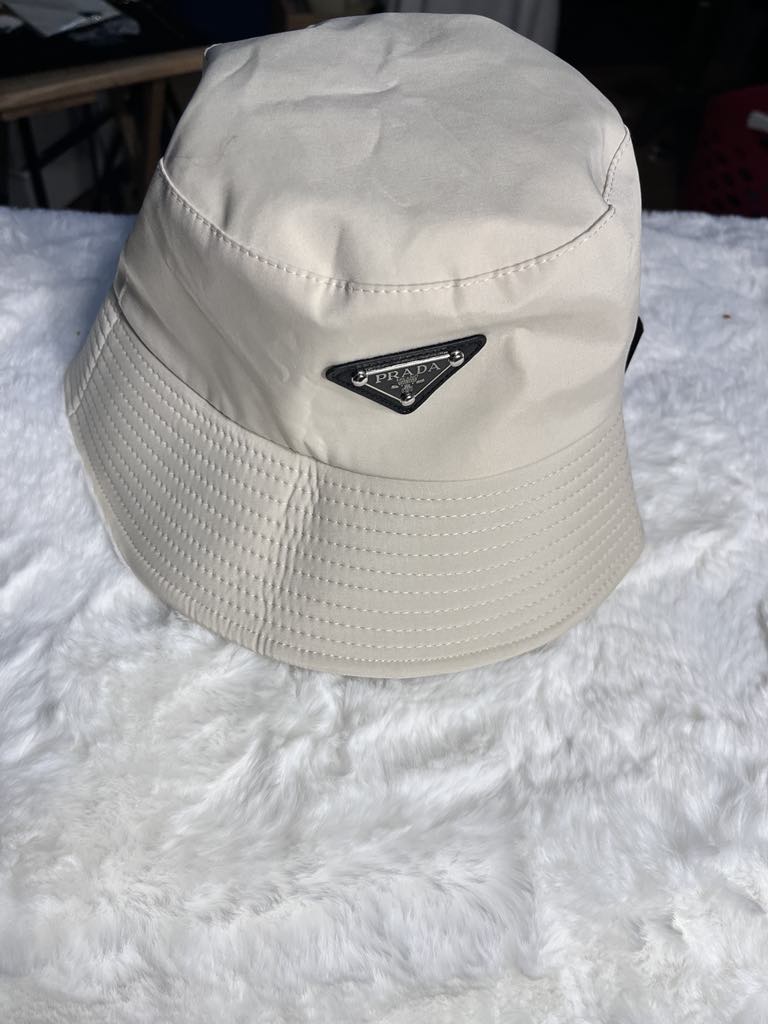 Cloud Crème Bucket