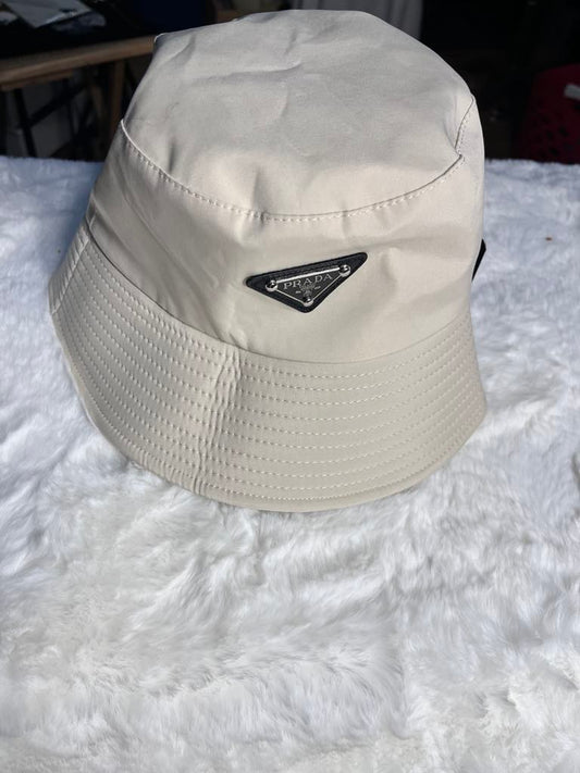 Cloud Crème Bucket