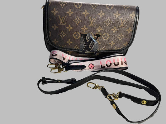 Mocha Élan Crossbody